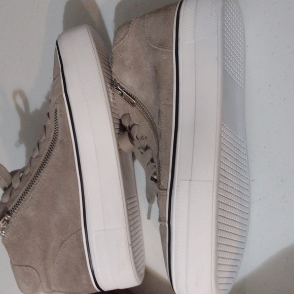 Steve Madden Gryphon sneaker size 7.5 - Picture 10 of 11